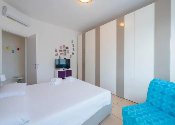 Apartment I Host - Forze Armate 83